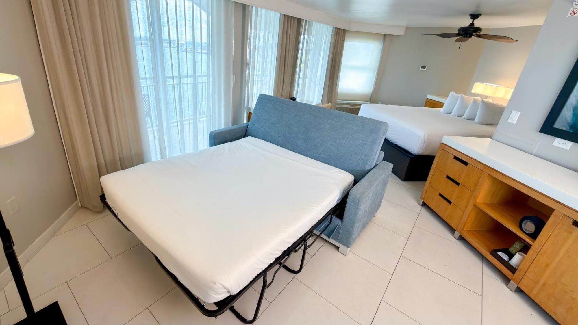 Premium King Room