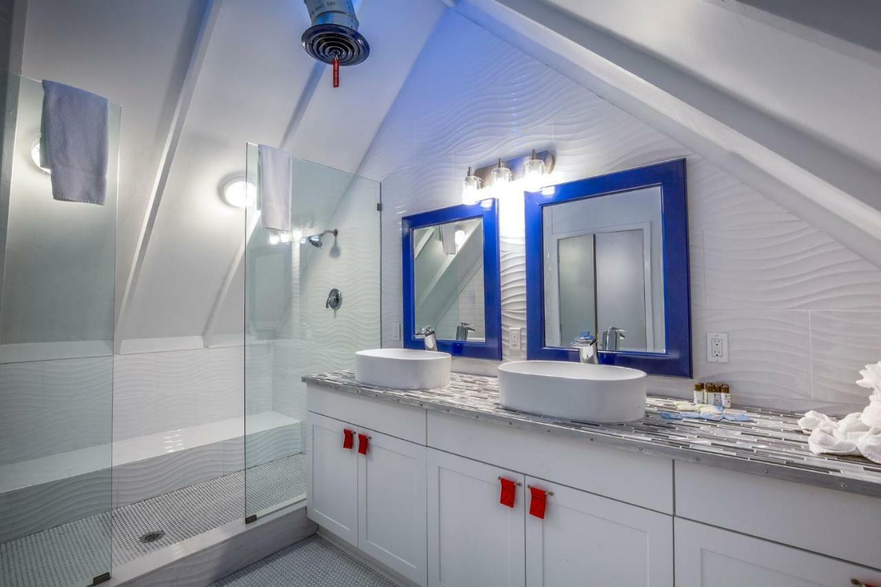 Three-Bedroom Suite