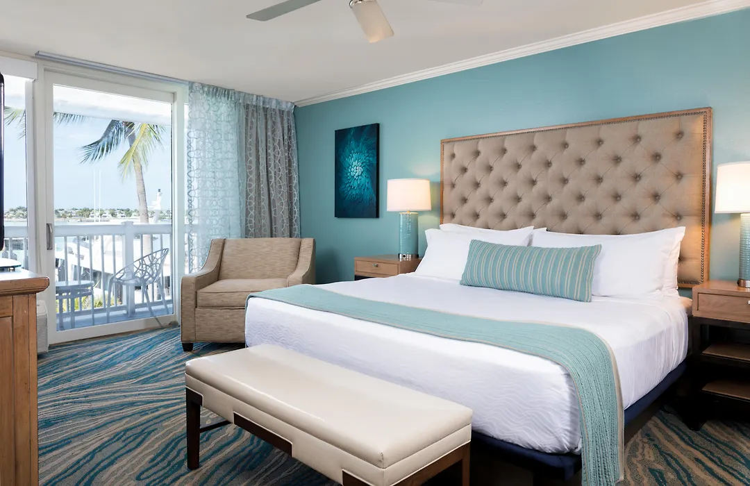 Opal Key Resort & Marina-1